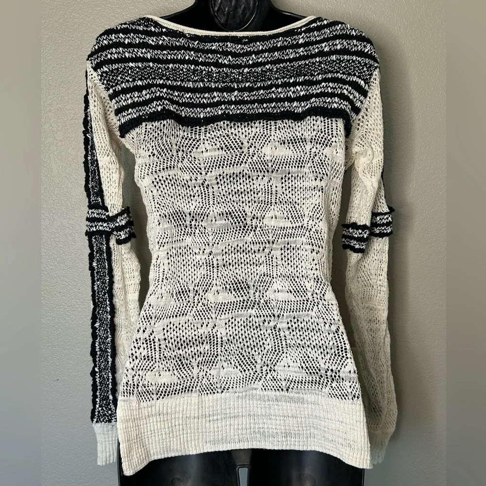 Free People MILES AWAY SWIT Knit Pull On Lightweight Sweater BOHO Sz XS